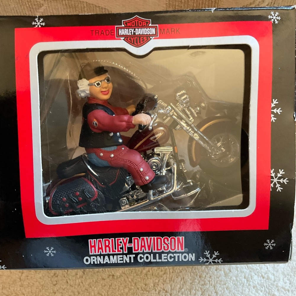 Harley-Davidson Christmas Ornament Granny on her bike, Adorable, 2001